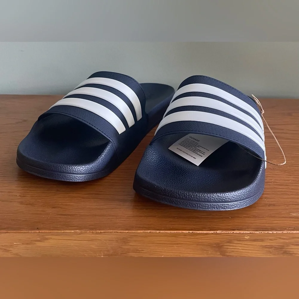 adidas Adilette Men’s Striped Slides Size 12 Three Stripes Casual Resortwear NEW
